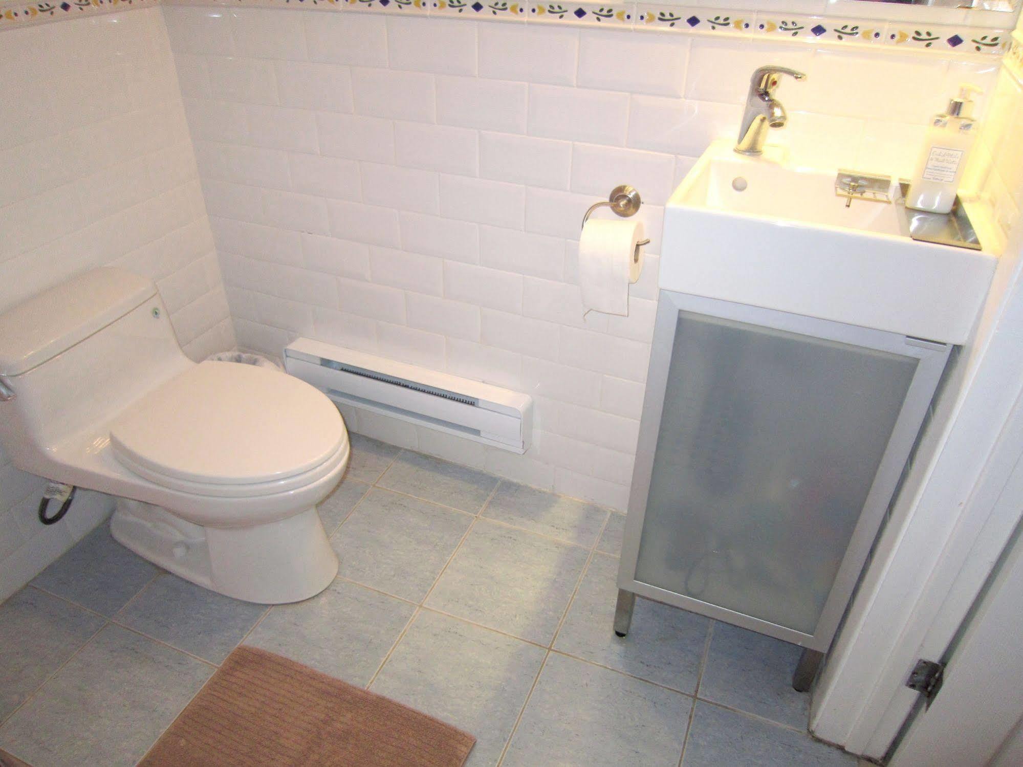 Spadina 11 Guesthouse Τορόντο Εξωτερικό φωτογραφία